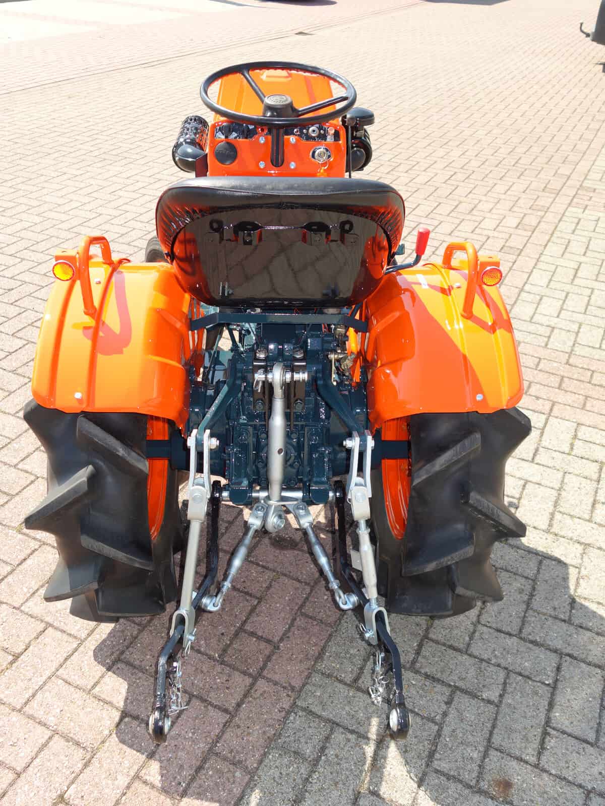 Kubota B7001 2wd - Afbeelding 10