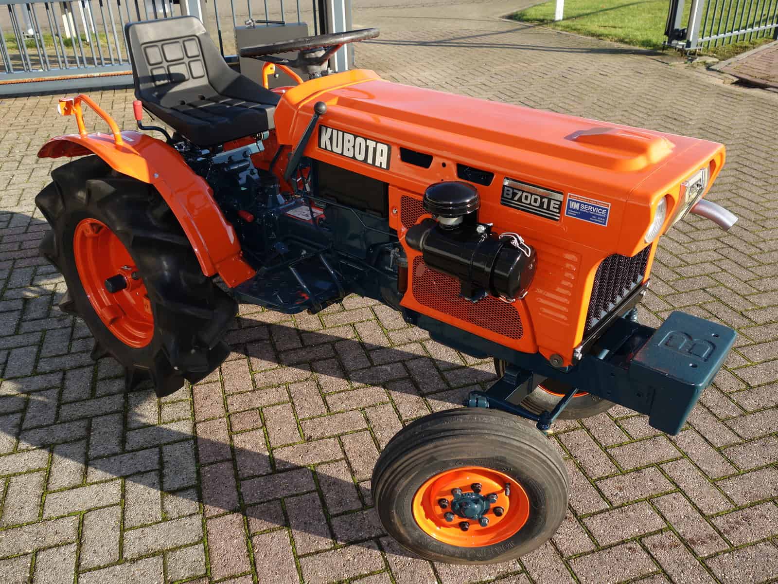 Kubota B7001 2wd - Afbeelding 2