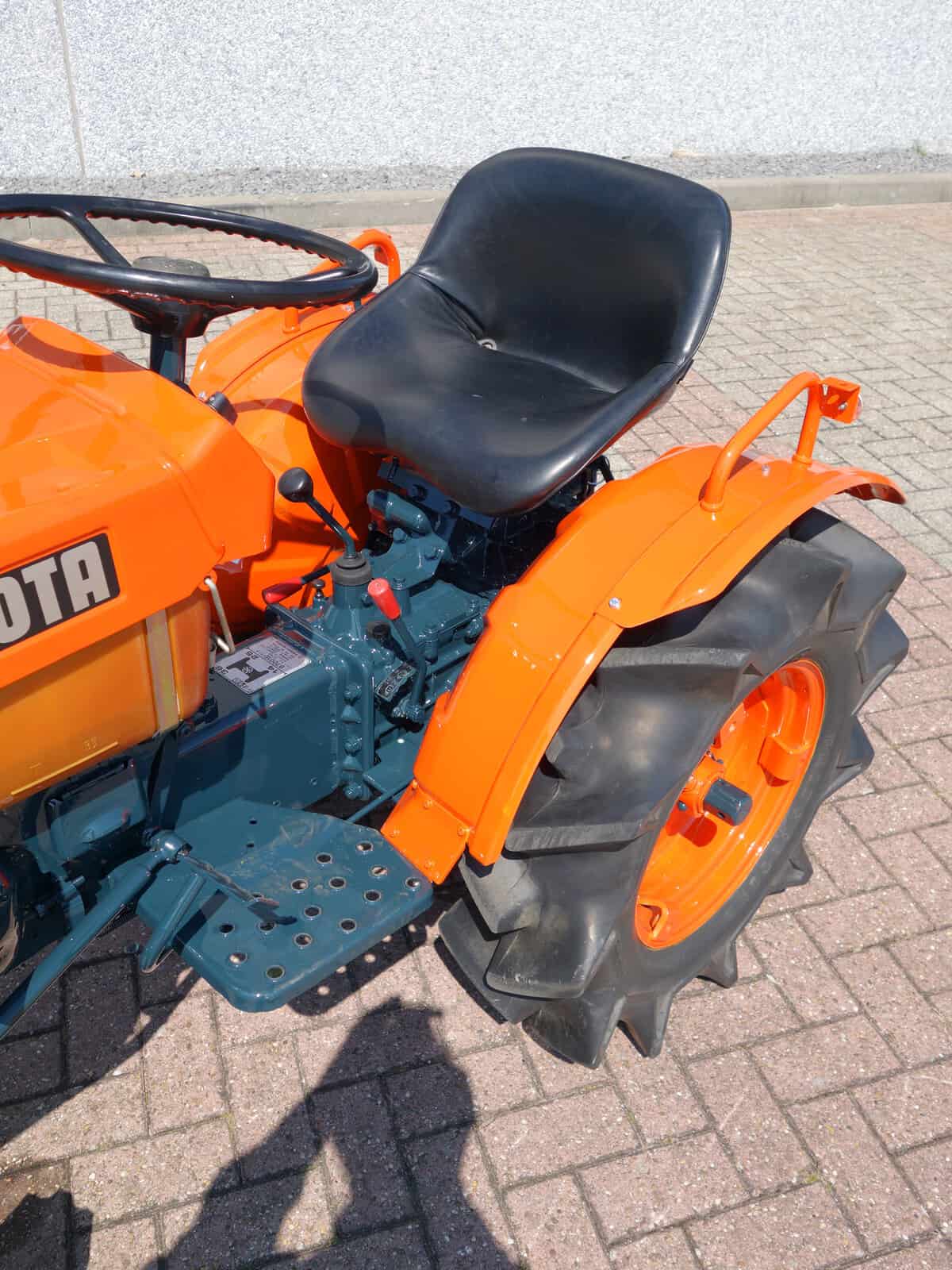 Kubota B7001 2wd - Afbeelding 7
