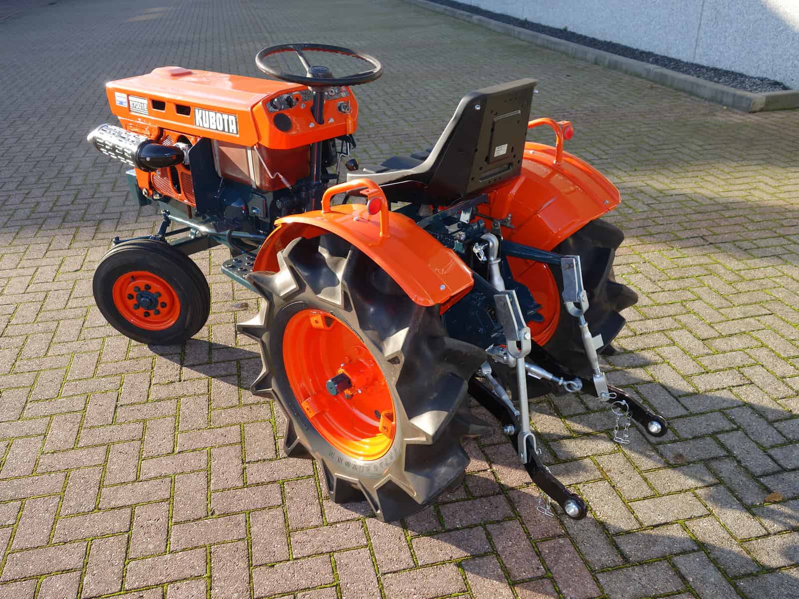 Kubota B7001 2wd - Afbeelding 9