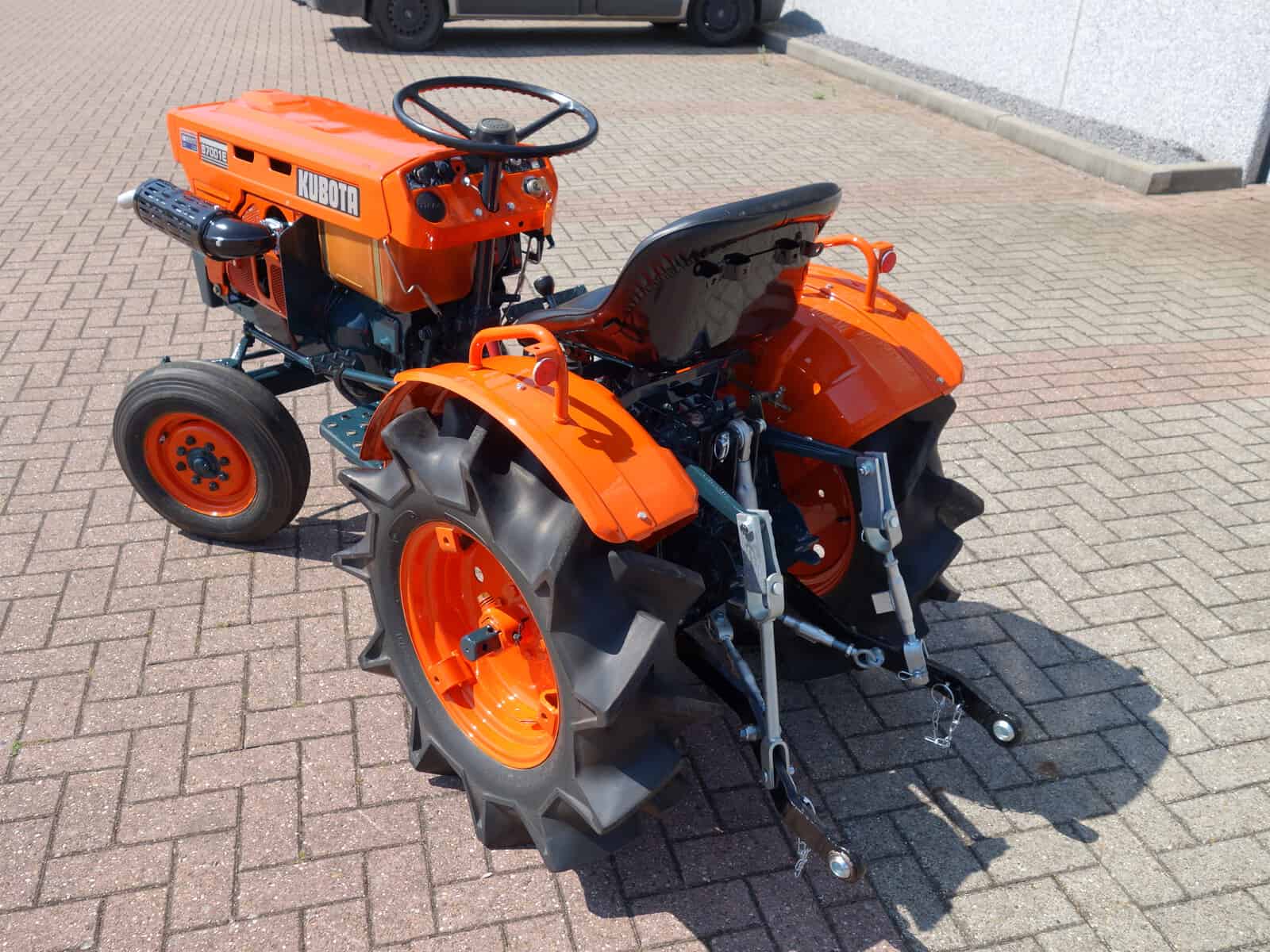 Kubota B7001 2wd - Afbeelding 9