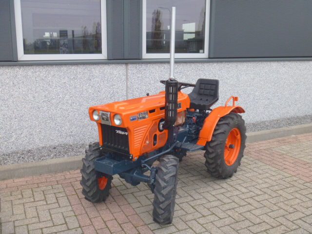 Kubota B7001 4wd