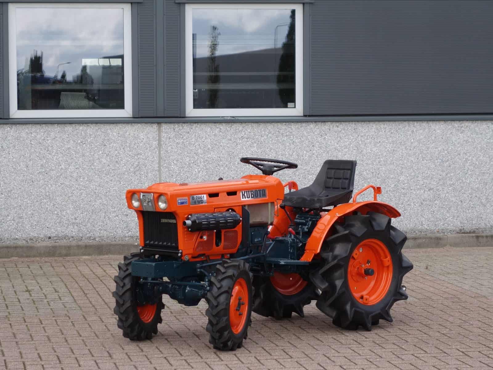 Kubota B7001 4wd
