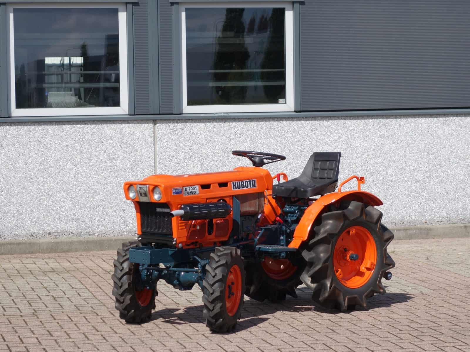 Kubota B7001 4wd