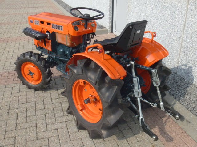 Kubota B7001 4wd - Afbeelding 10