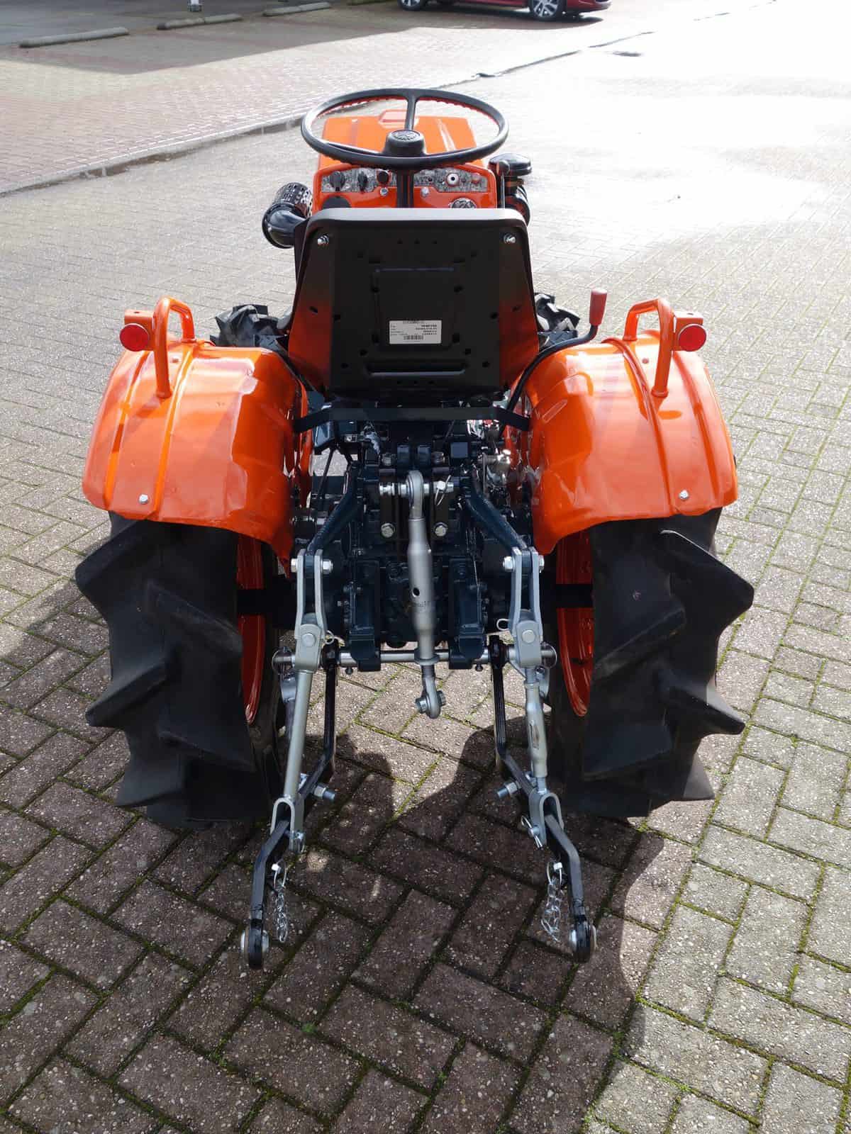 Kubota B7001 4wd - Afbeelding 10