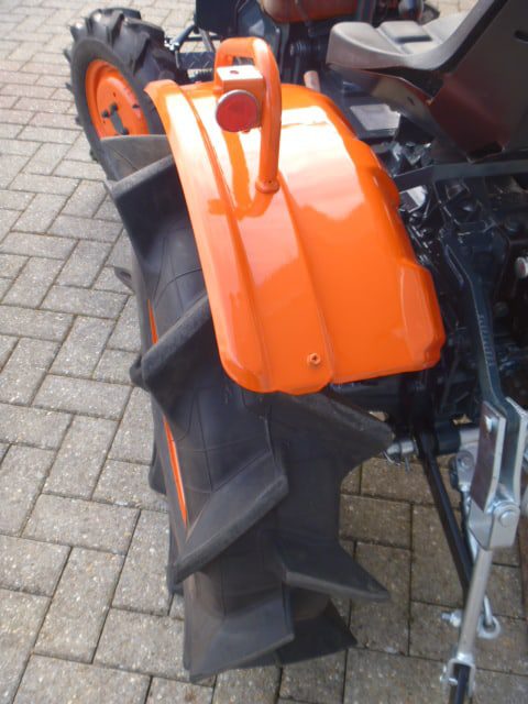 Kubota B7001 4wd - Afbeelding 14