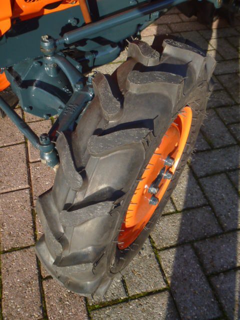 Kubota B7001 4wd - Afbeelding 15
