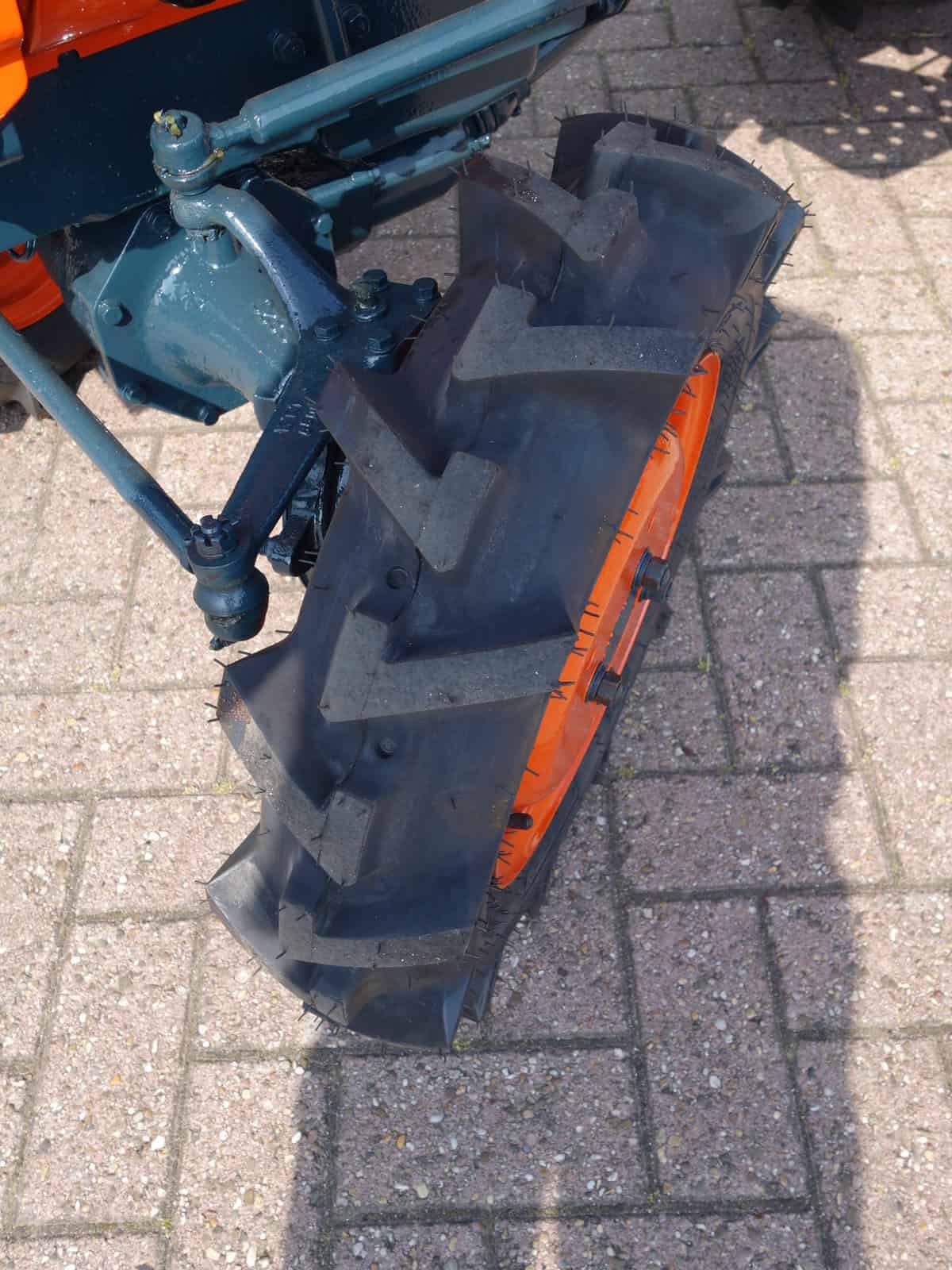 Kubota B7001 4wd - Afbeelding 15