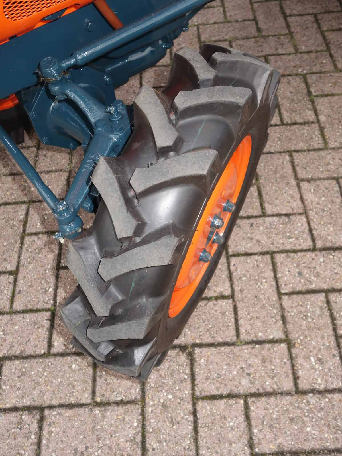 Kubota B7001 4wd - Afbeelding 16