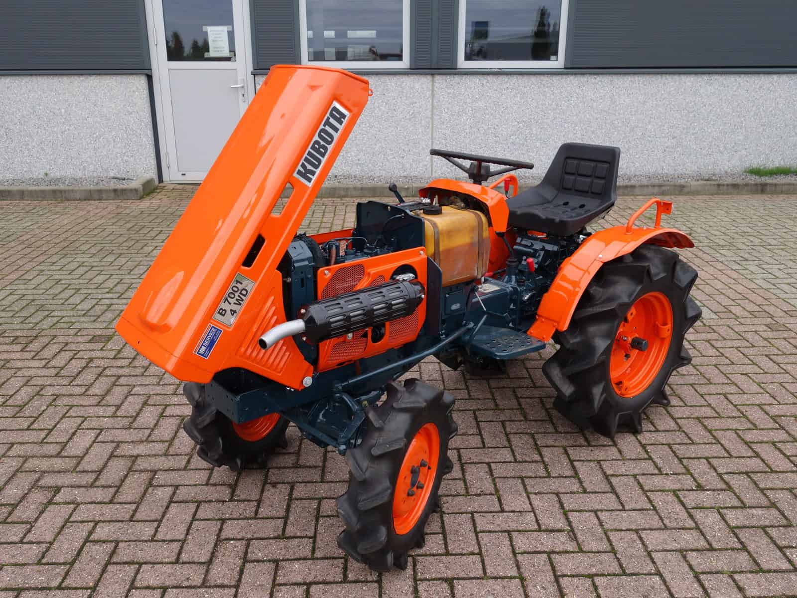 Kubota B7001 4wd - Afbeelding 16