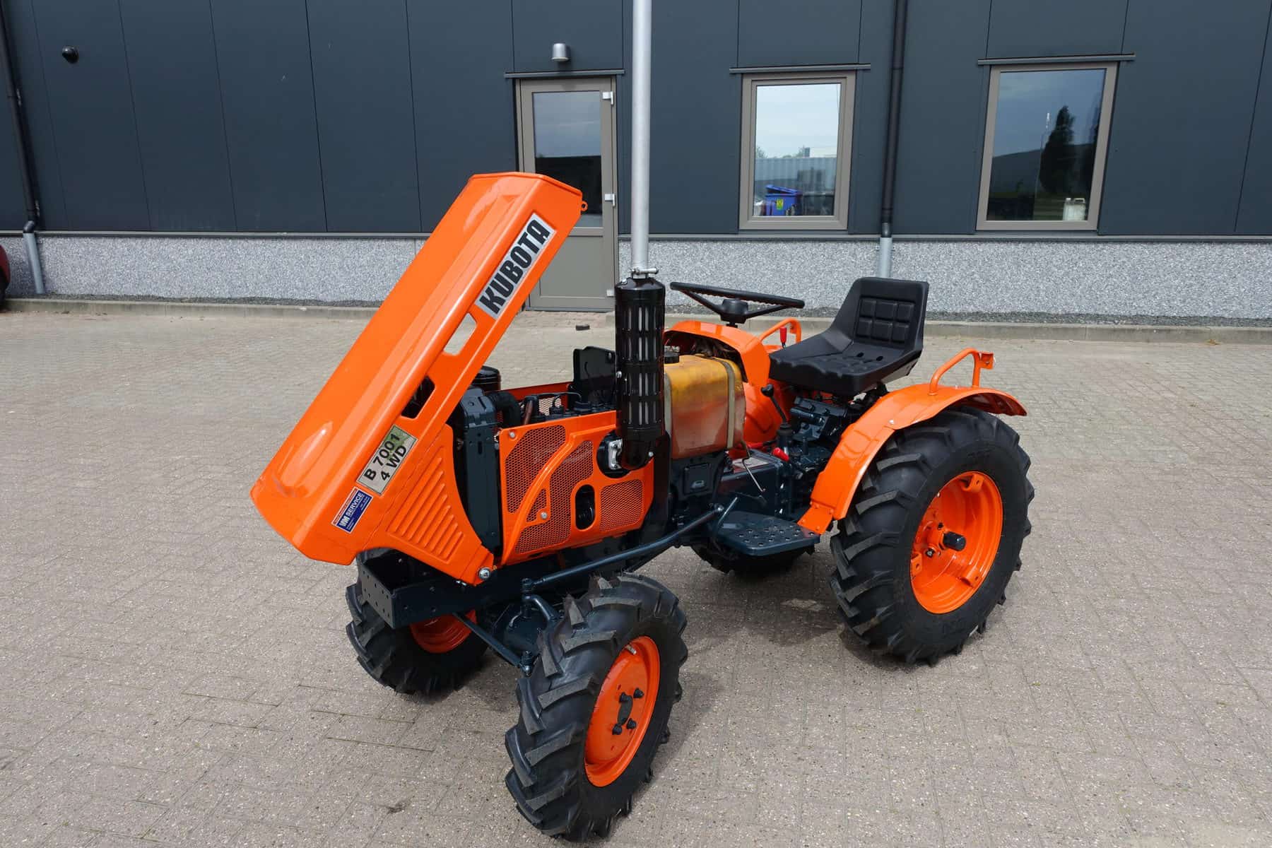 Kubota B7001 4wd - Afbeelding 17