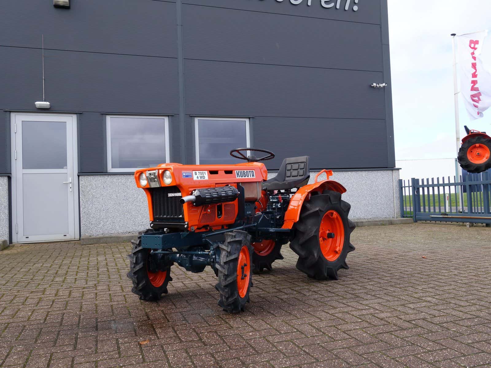 Kubota B7001 4wd - Afbeelding 18