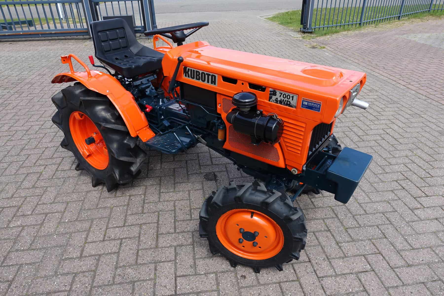 Kubota B7001 4wd - Afbeelding 2