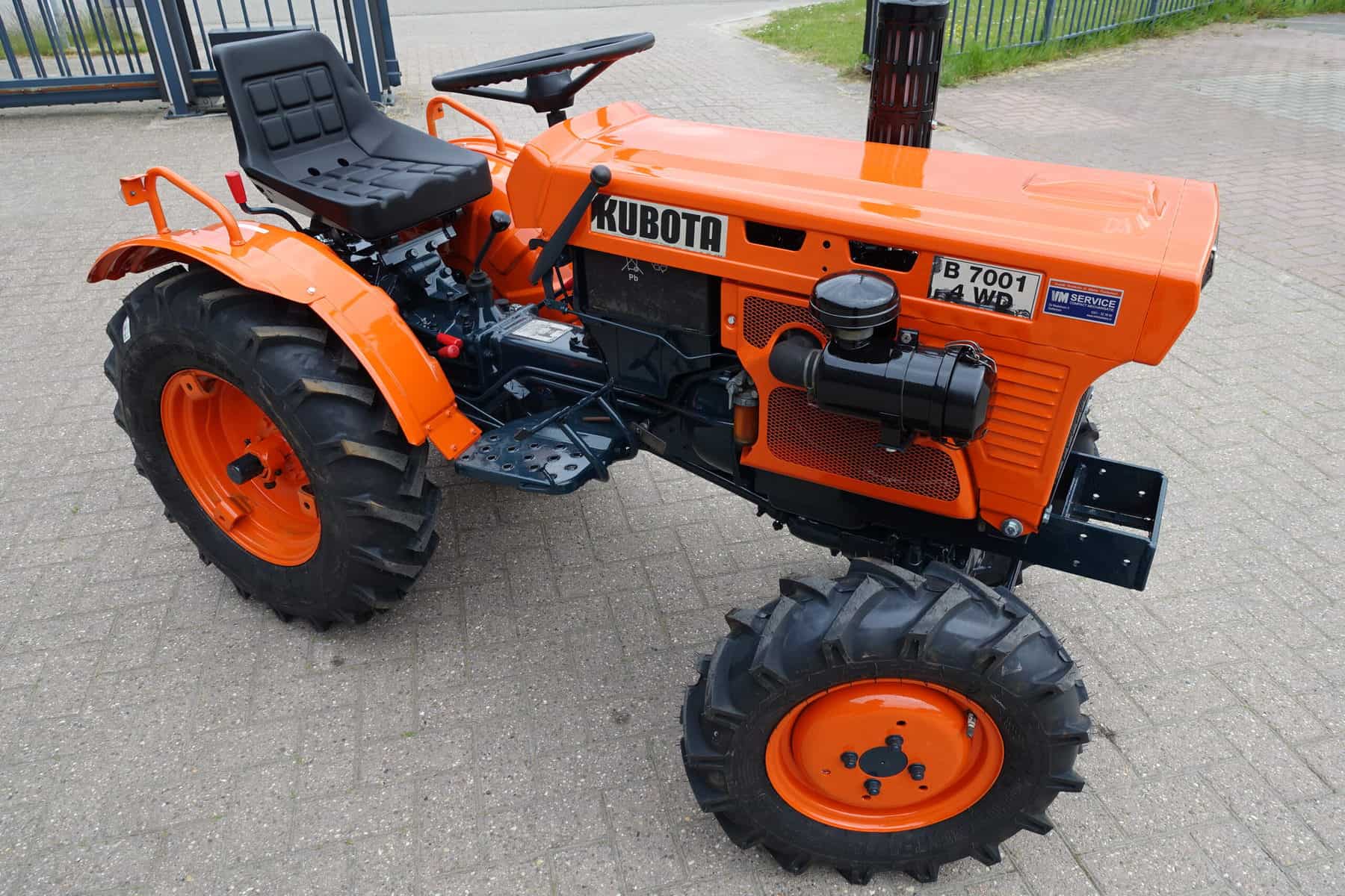 Kubota B7001 4wd - Afbeelding 2