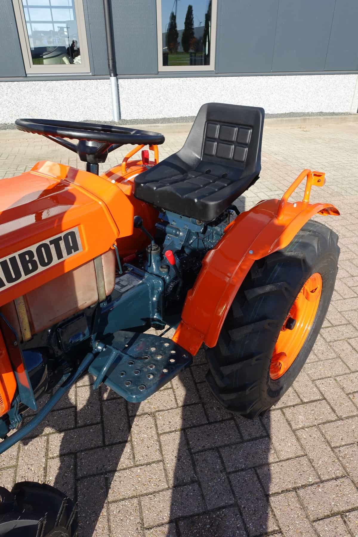 Kubota B7001 4wd - Afbeelding 5