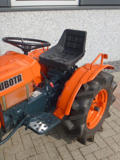 Kubota B7001 4wd - Afbeelding 8