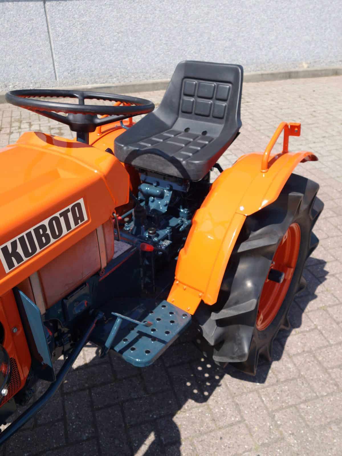 Kubota B7001 4wd - Afbeelding 8