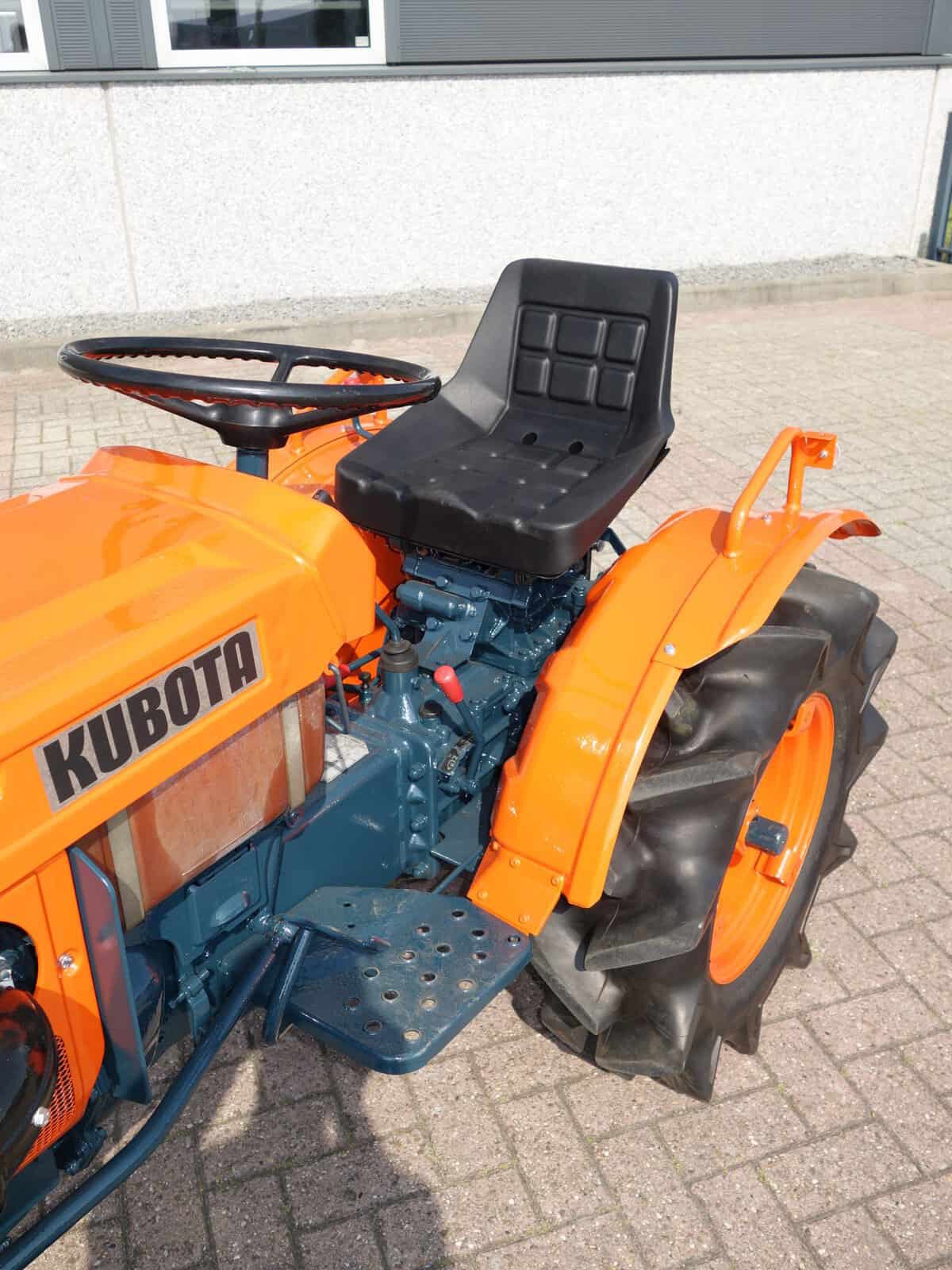 Kubota B7001 4wd - Afbeelding 8