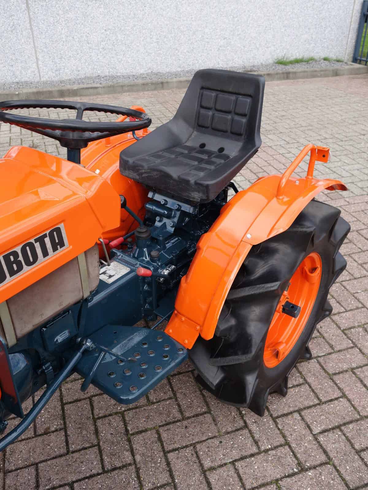 Kubota B7001 4wd - Afbeelding 9