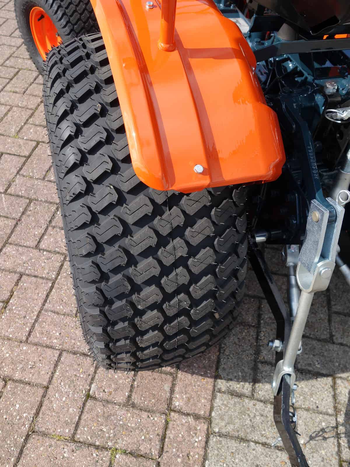 Kubota B7001 4wd - Afbeelding 13