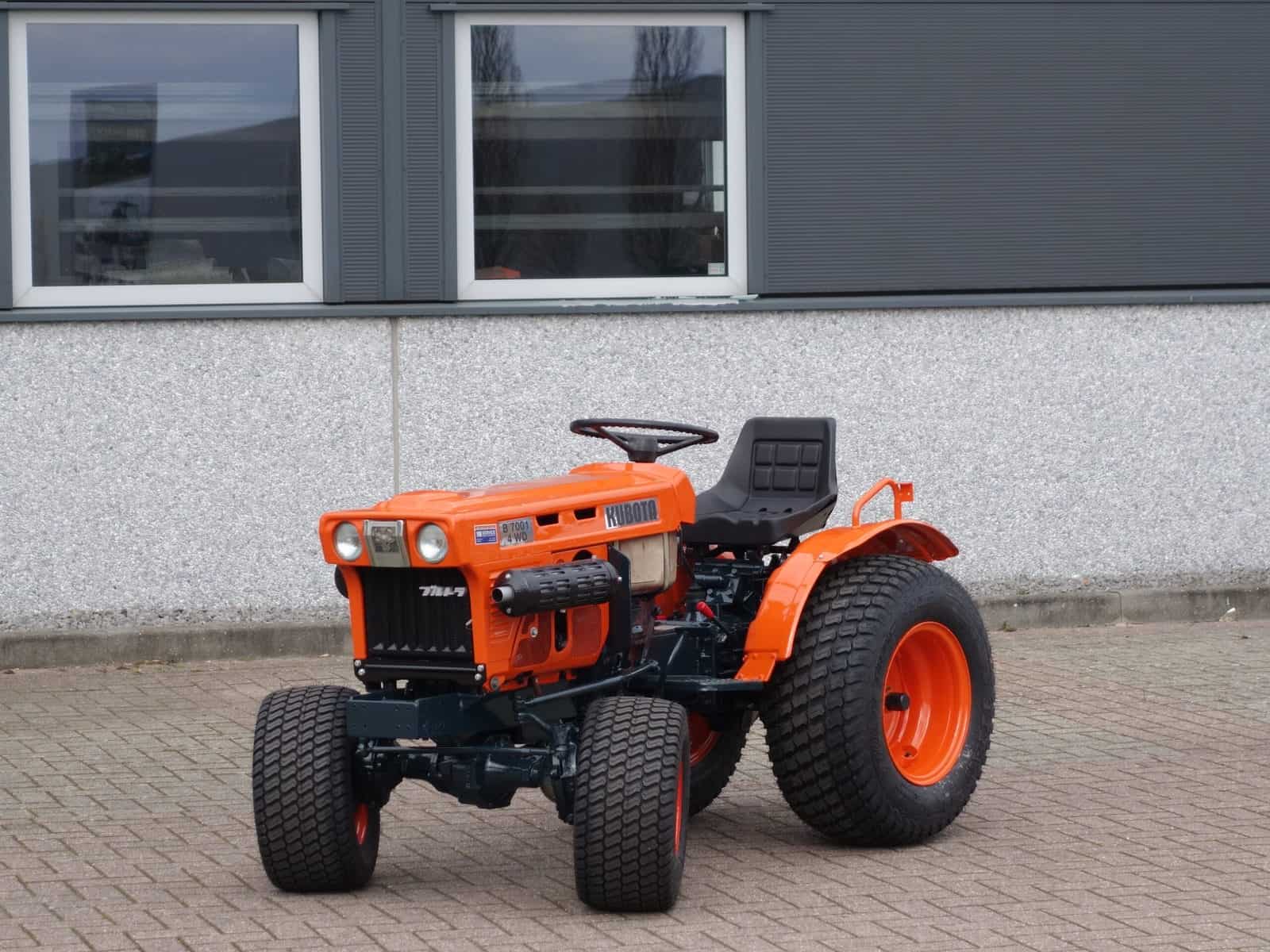 Kubota B7001 4wd