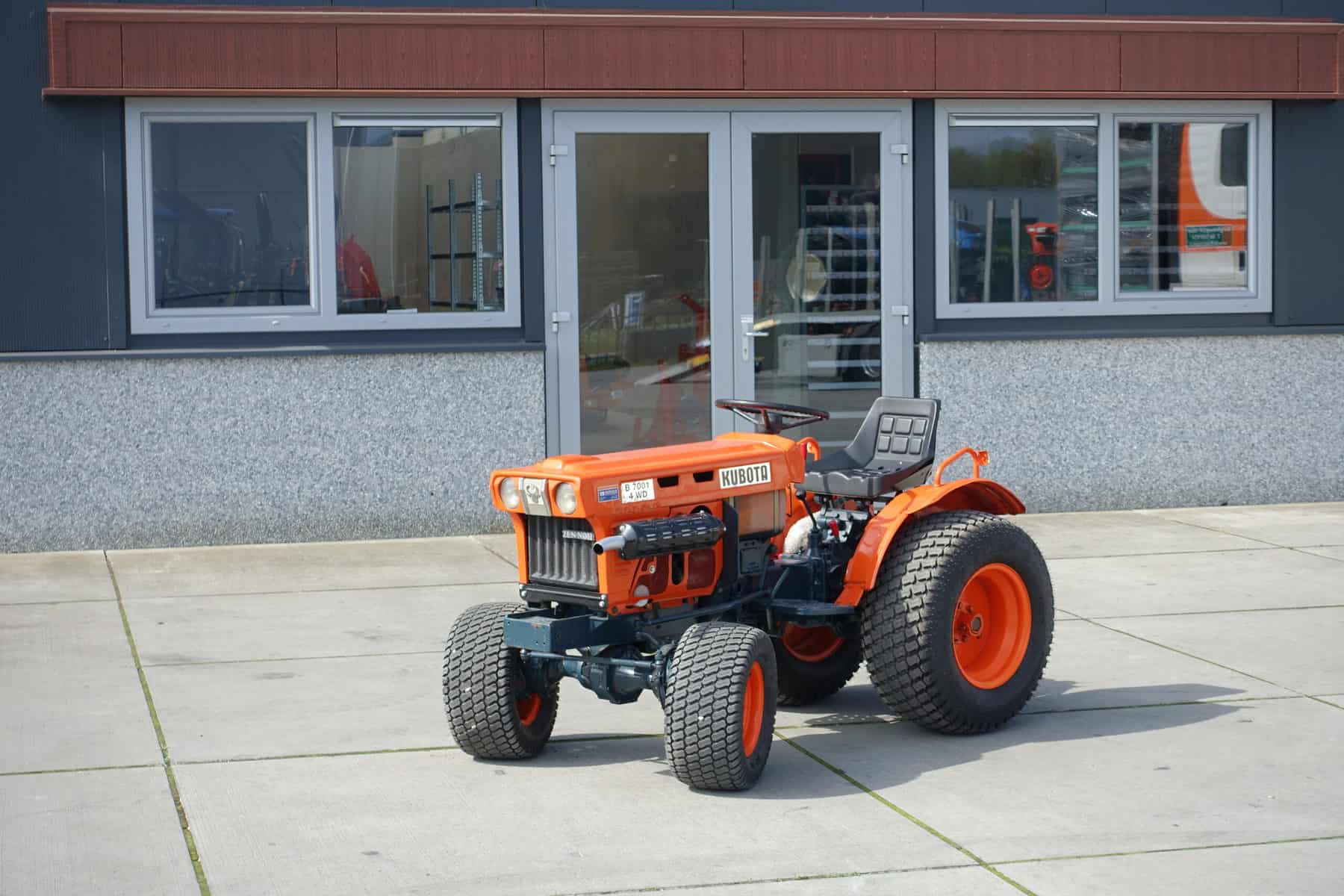 Kubota B7001 4wd