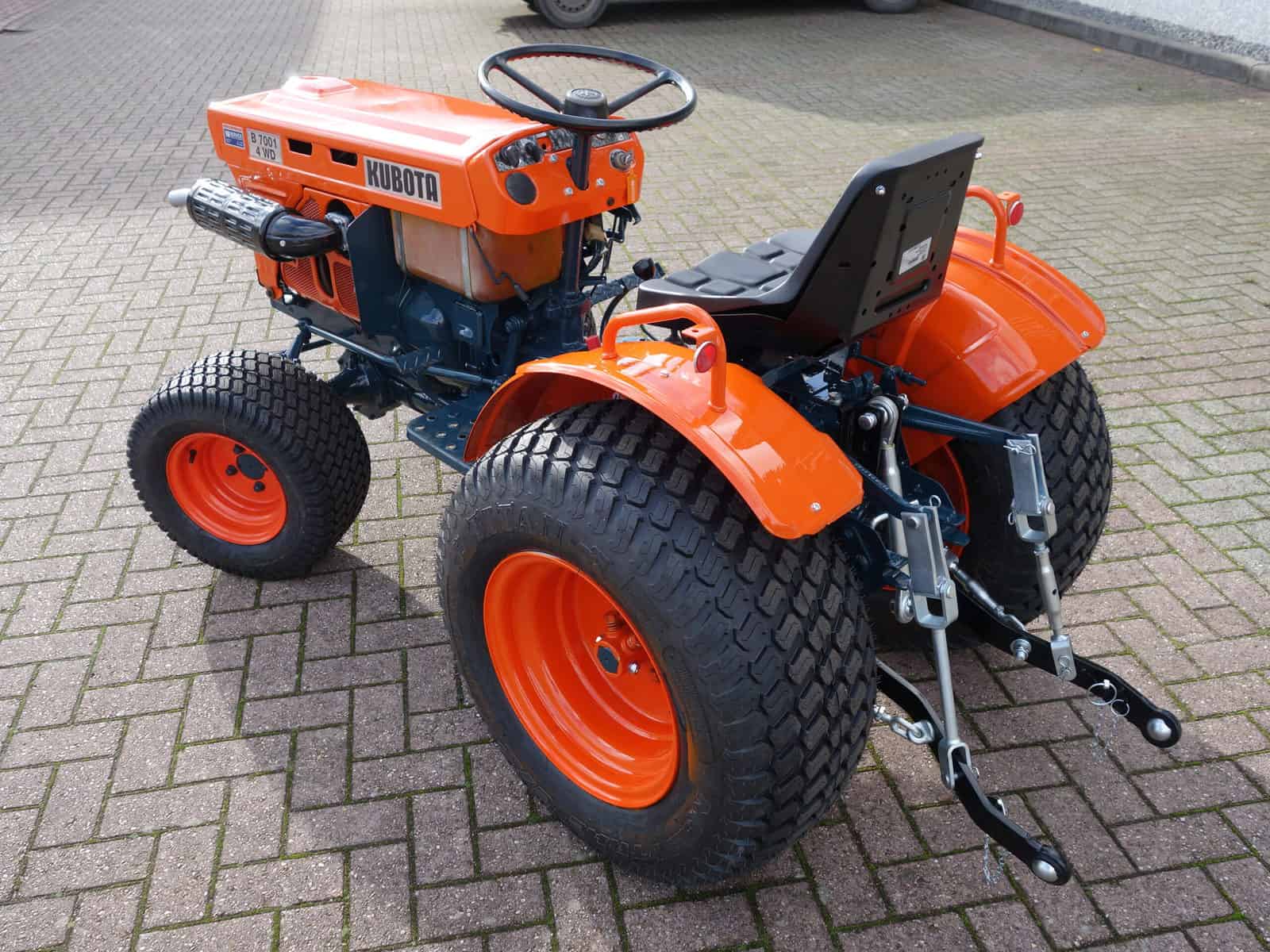 Kubota B7001 4wd - Afbeelding 11