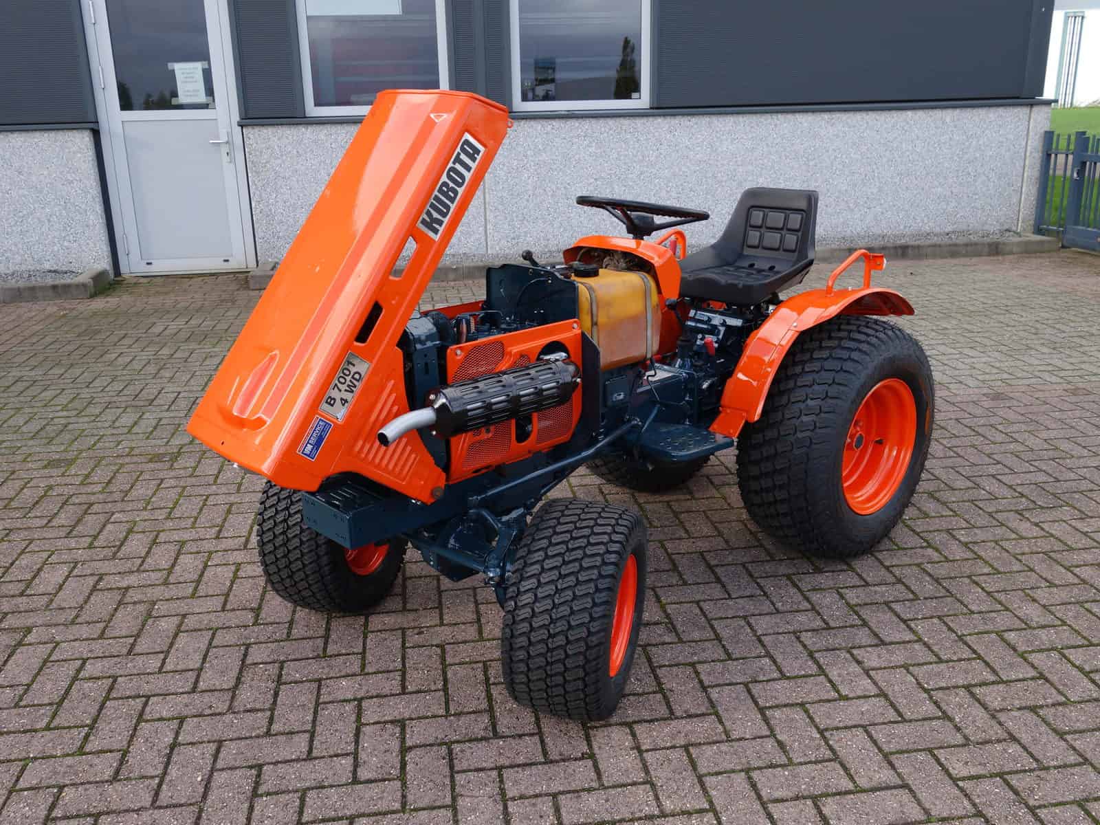 Kubota B7001 4wd - Afbeelding 17
