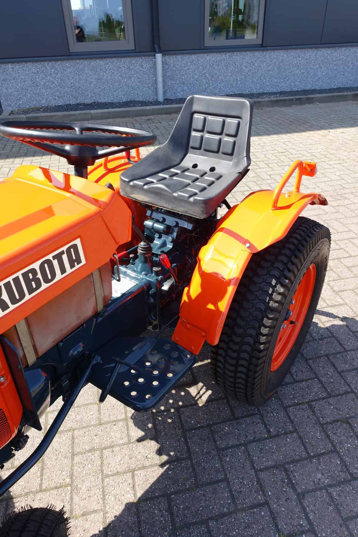 Kubota B7001 4wd - Afbeelding 8