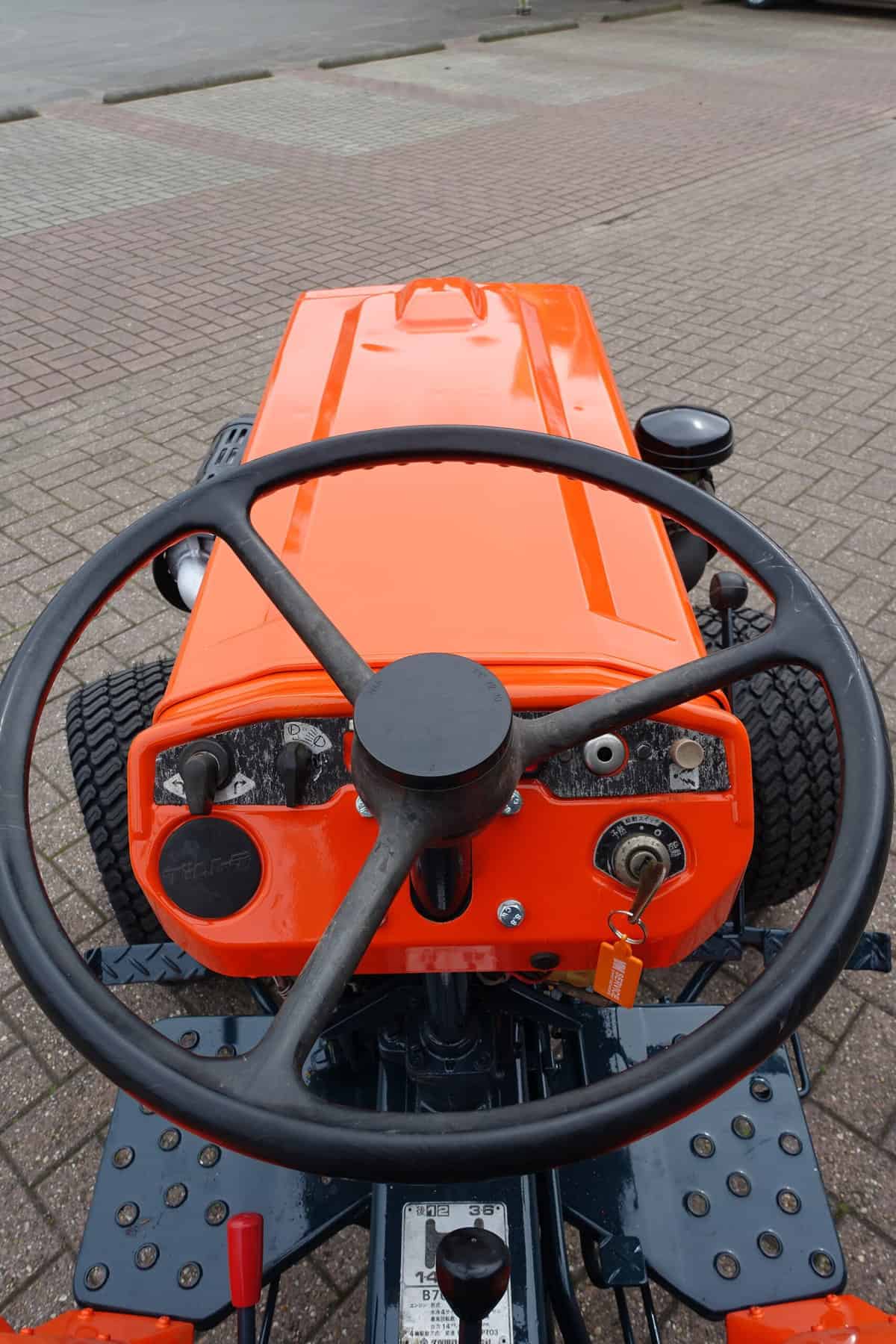 Kubota B7001 4wd - Afbeelding 9