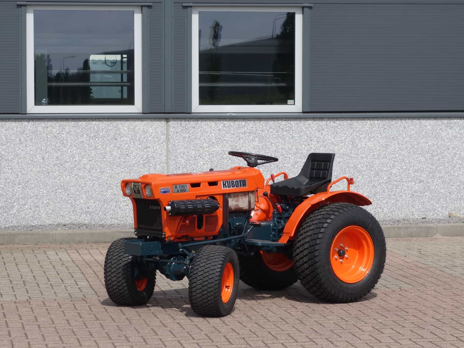 Kubota B7001 4wd