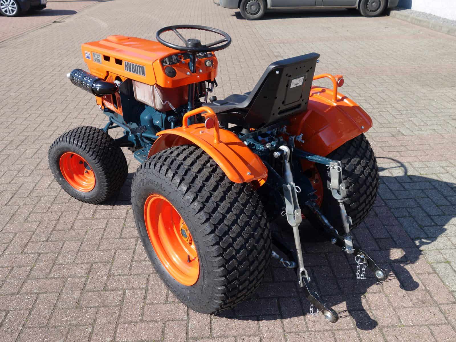 Kubota B7001 4wd - Afbeelding 10