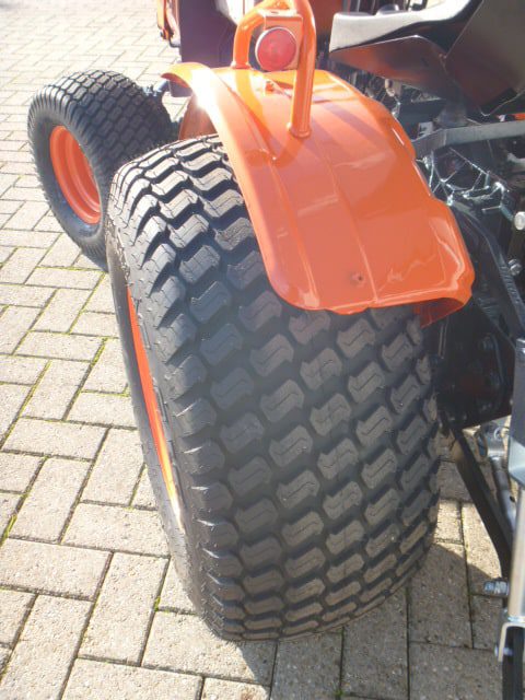 Kubota B7001 4wd - Afbeelding 12