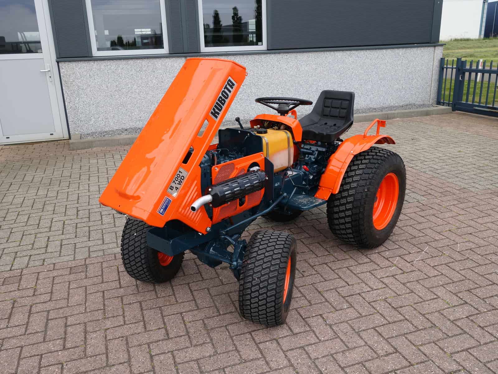Kubota B7001 4wd - Afbeelding 14