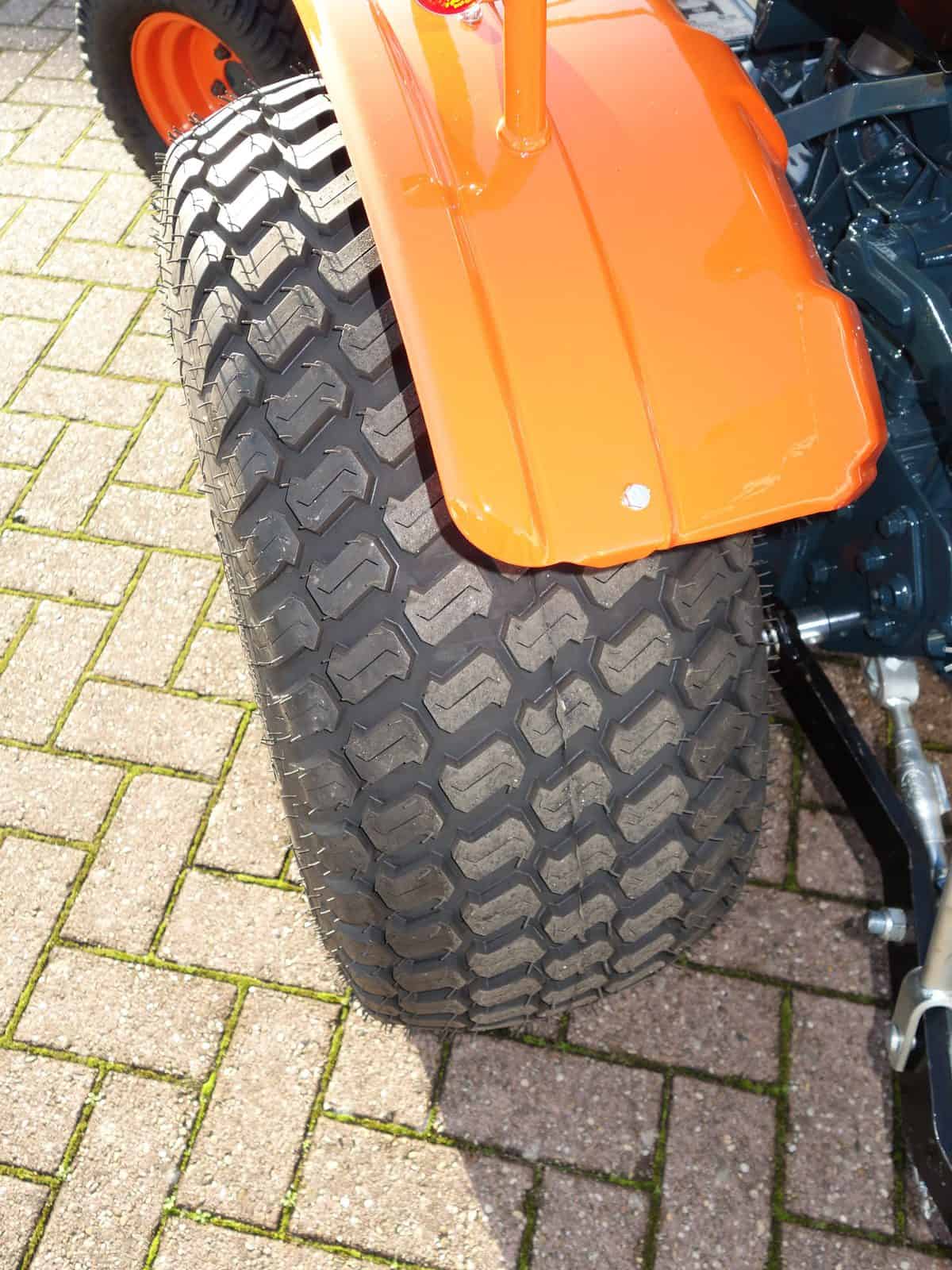 Kubota B7001 4wd - Afbeelding 13