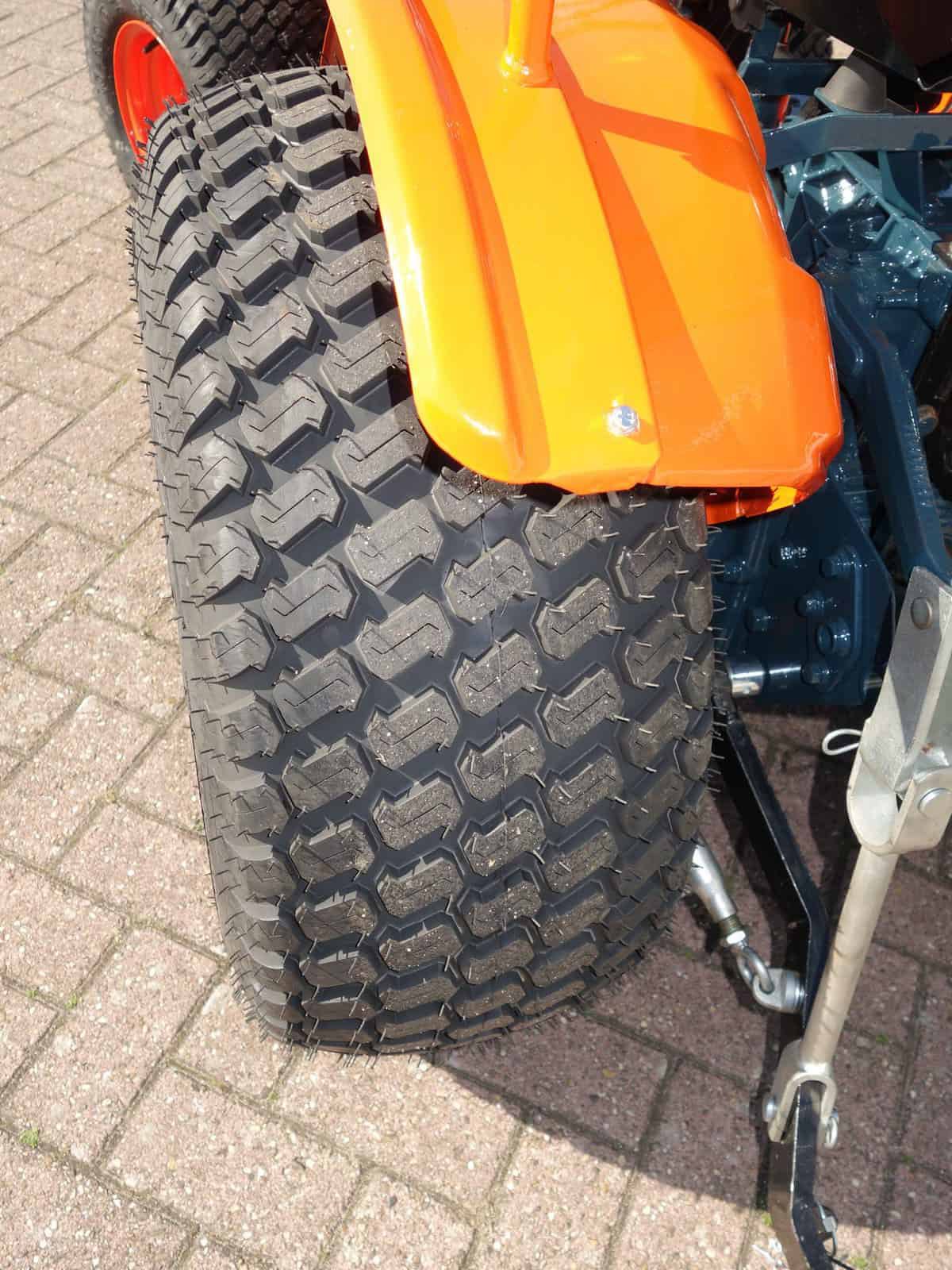 Kubota B7001 4wd - Afbeelding 14