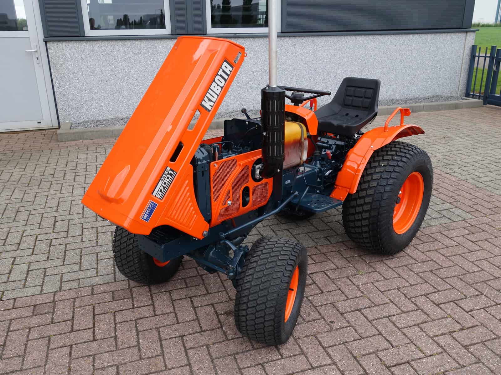 Kubota B7001 4wd - Afbeelding 15