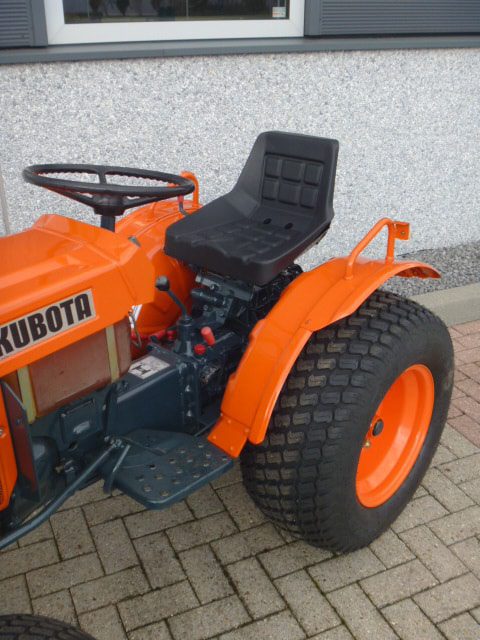 Kubota B7001 4wd - Afbeelding 8