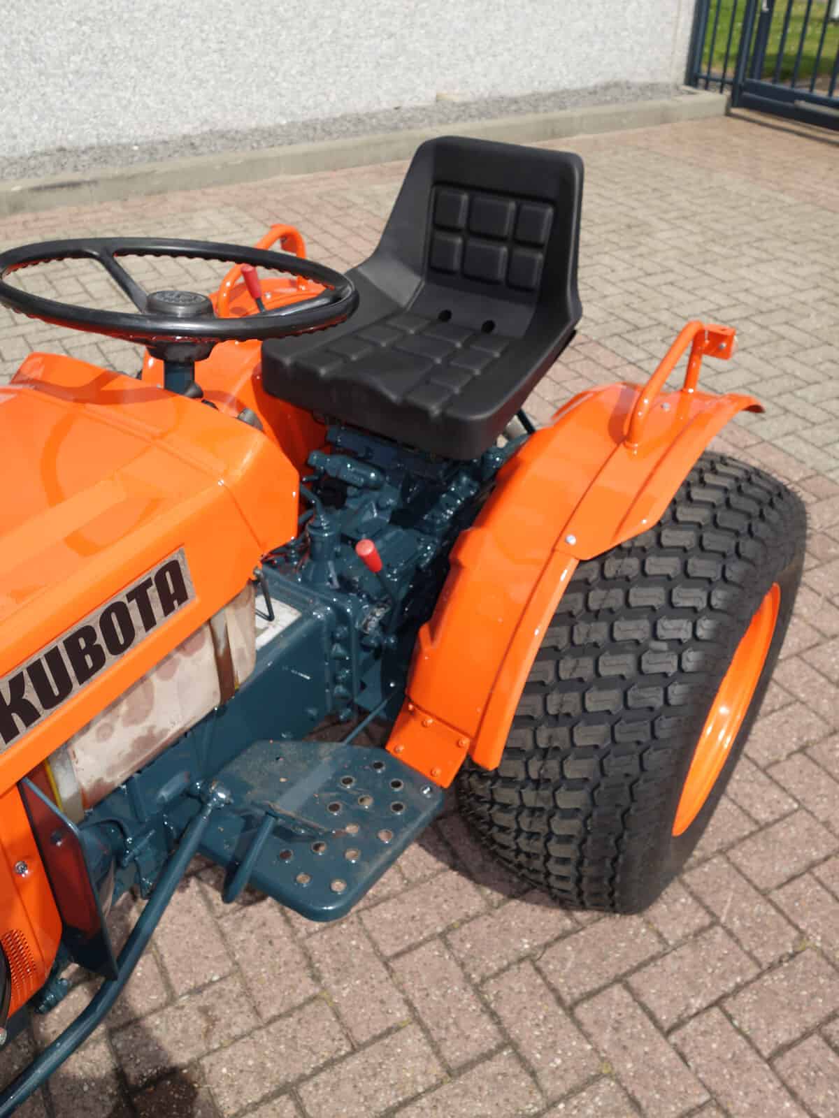 Kubota B7001 4wd - Afbeelding 8