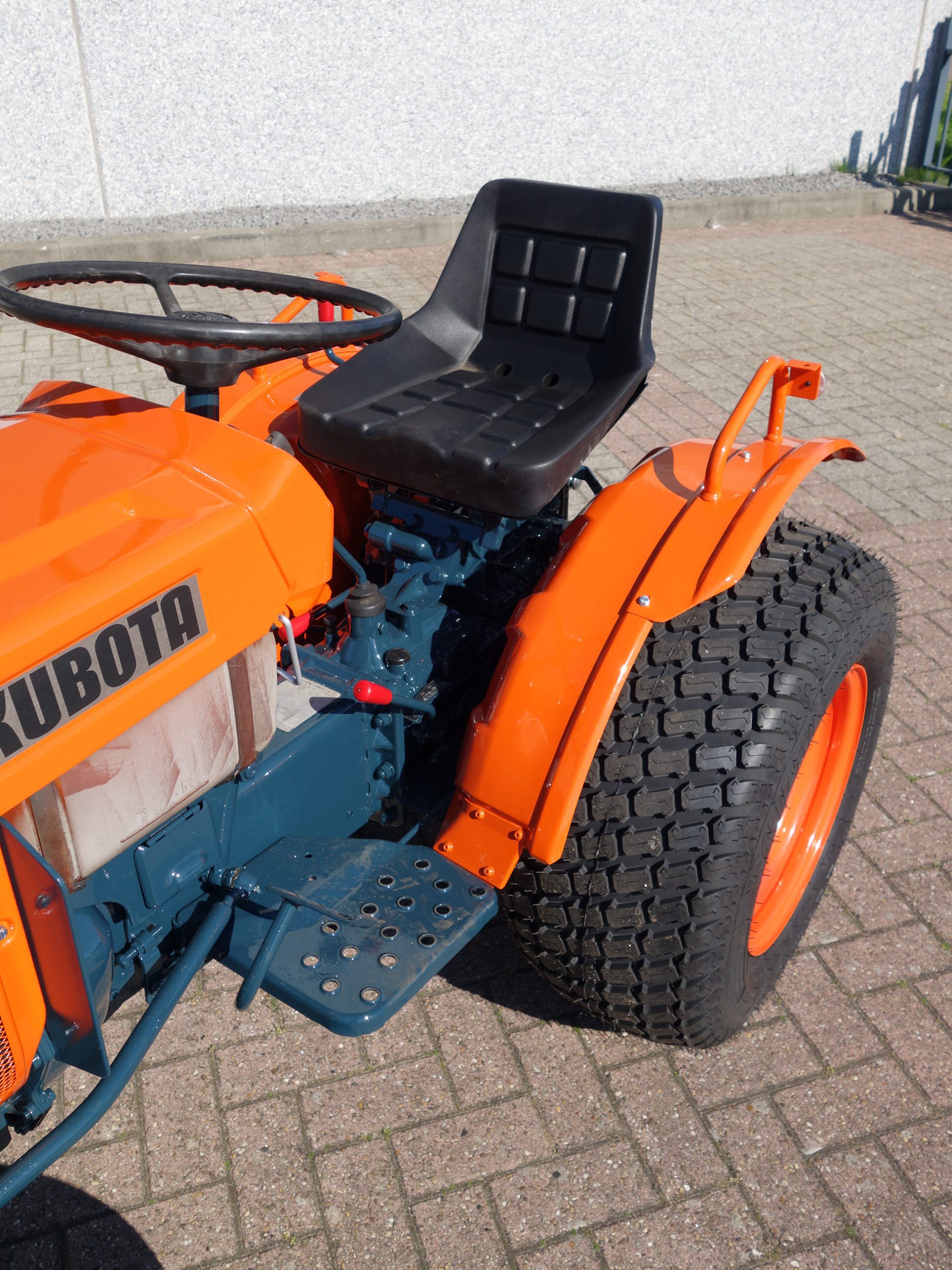Kubota B7001 4wd - Afbeelding 8