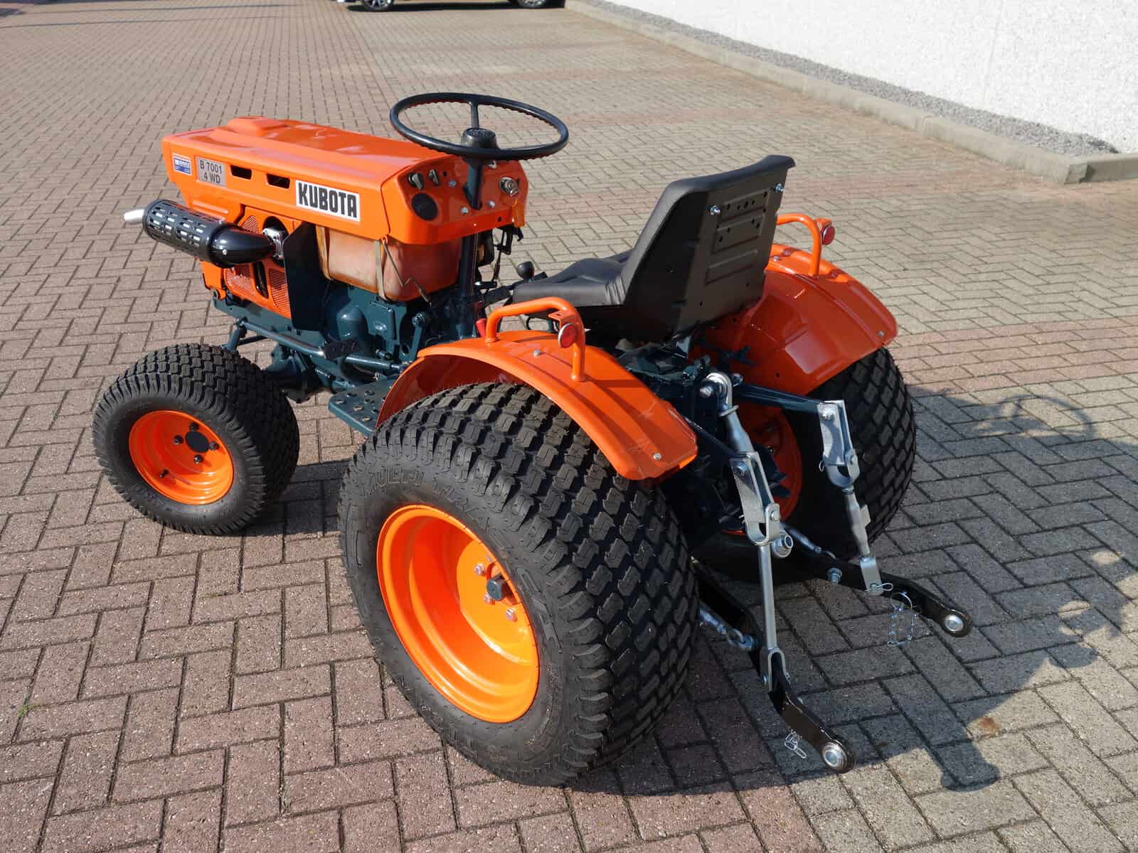 Kubota B7001 4wd - Afbeelding 9