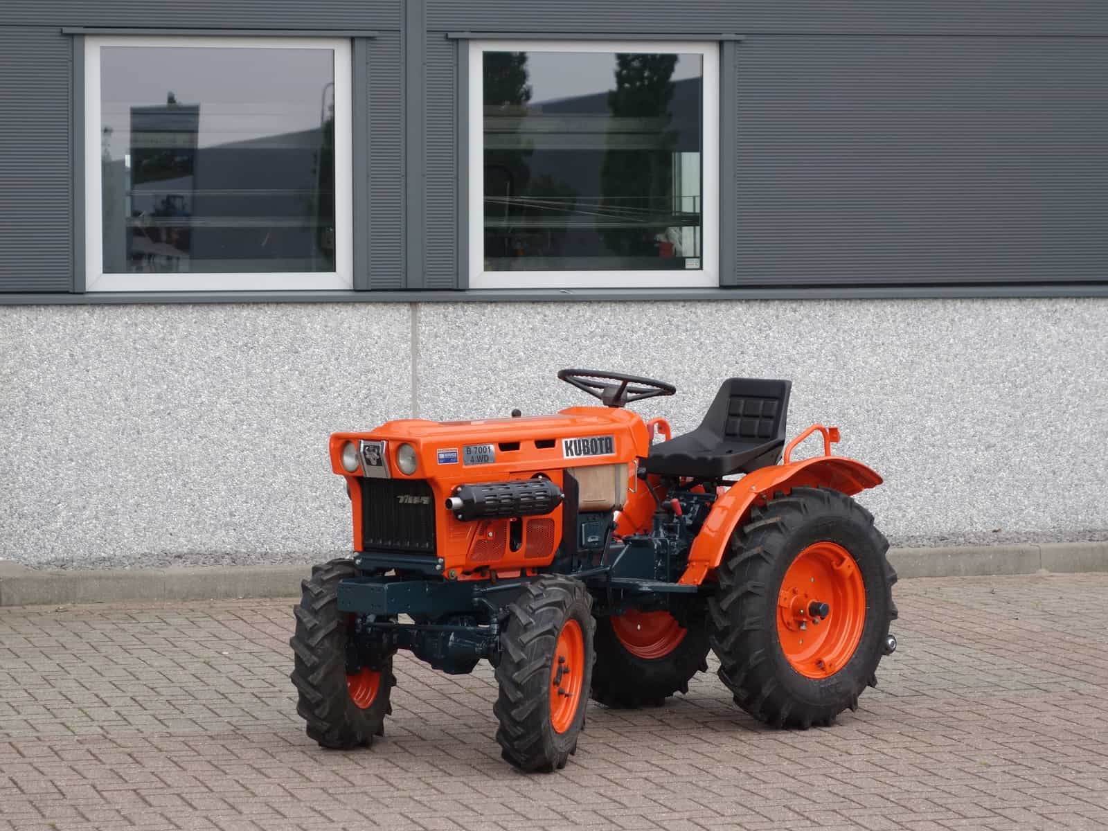 Kubota B7001 4wd