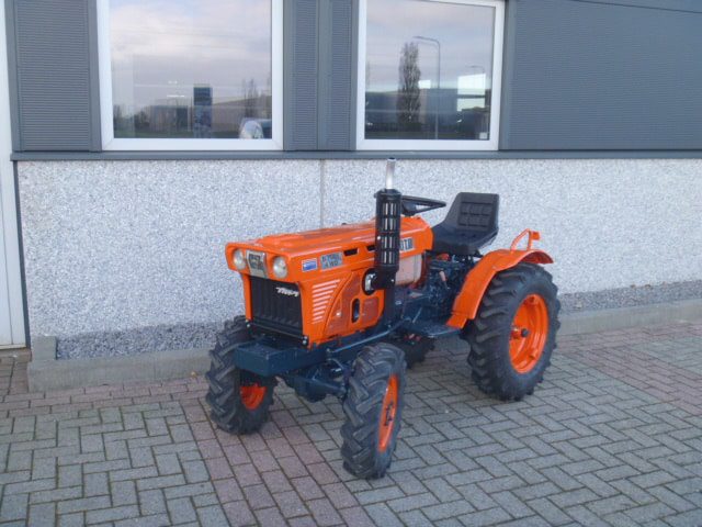 Kubota B7001 4wd