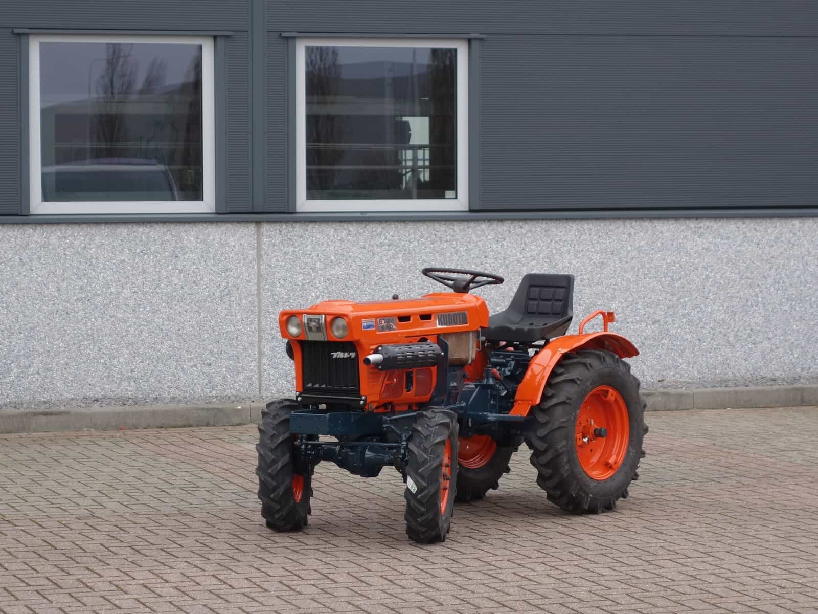 Kubota B7001 4wd