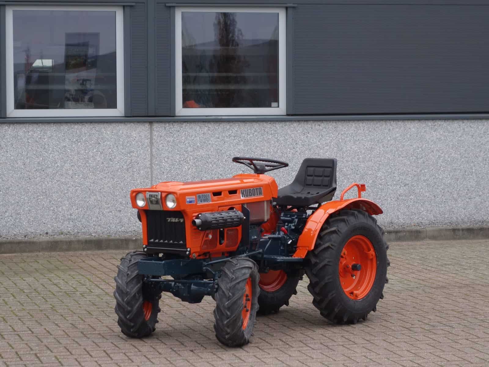 Kubota B7001 4wd