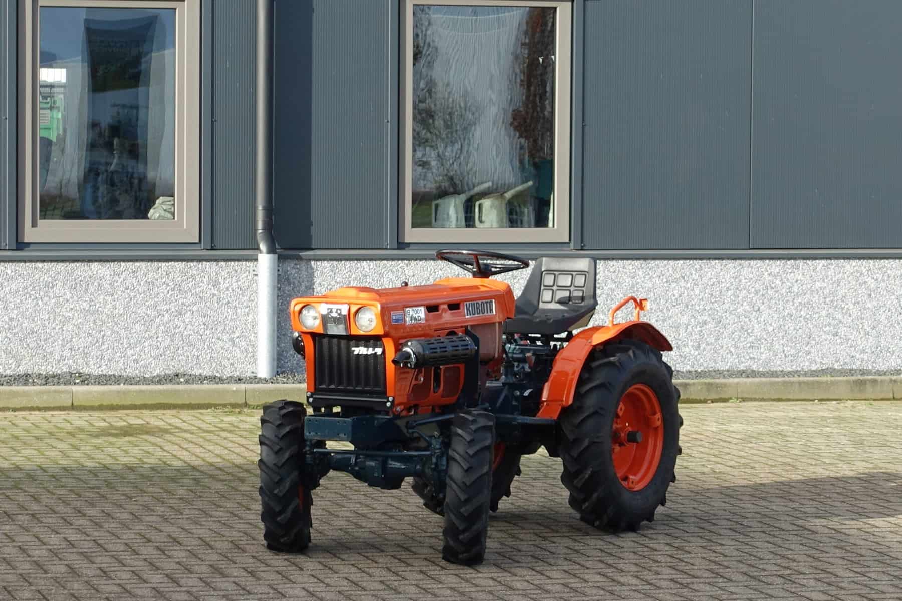 Kubota B7001 4wd