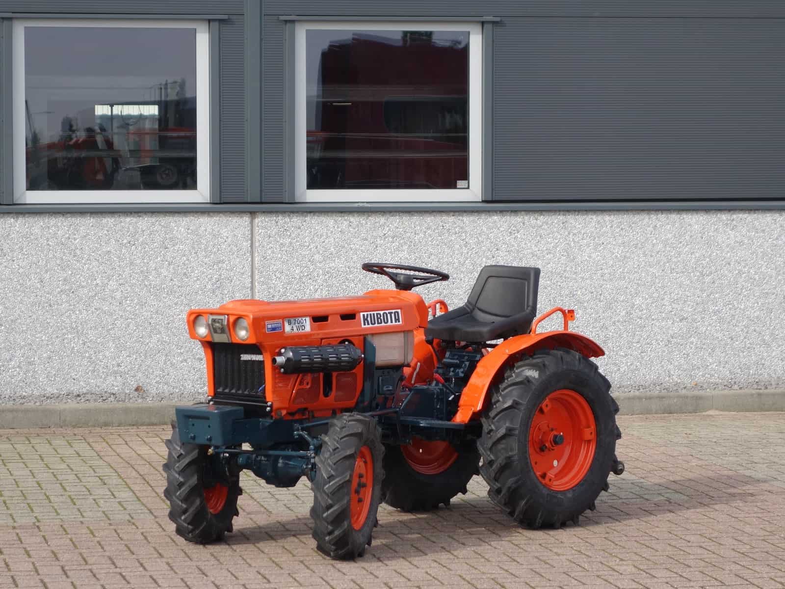 Kubota B7001 4wd