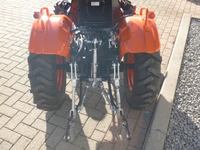 Kubota B7001 4wd - Afbeelding 10