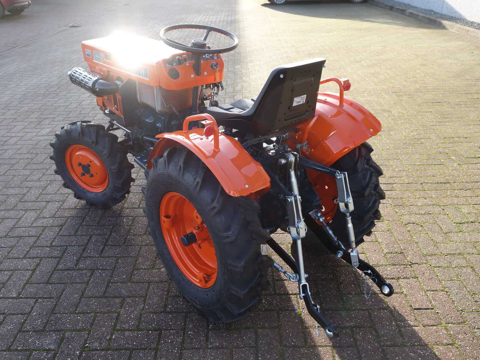 Kubota B7001 4wd - Afbeelding 10
